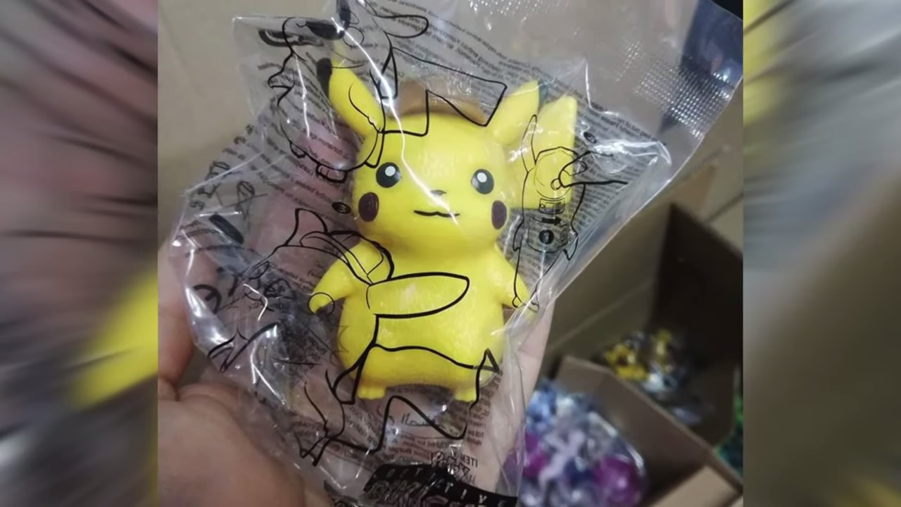 Pokemon detective pikachu pikachu 2019 Burger King Insert toy new 