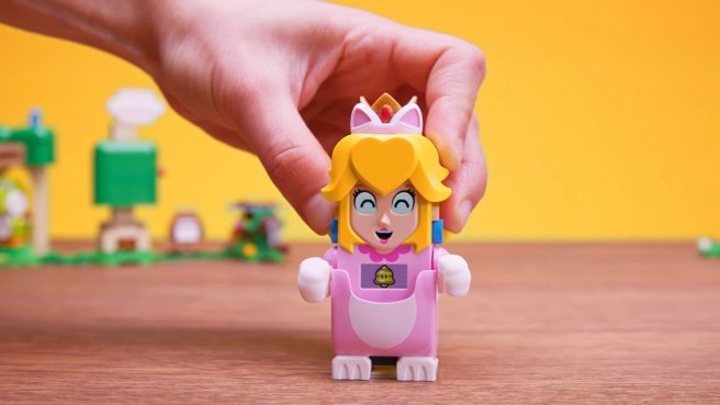 LEGO Peach