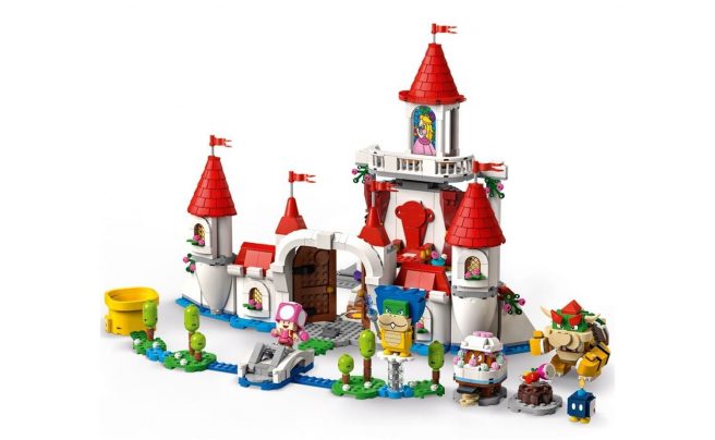 LEGO Super Mario Princess Peach's castle