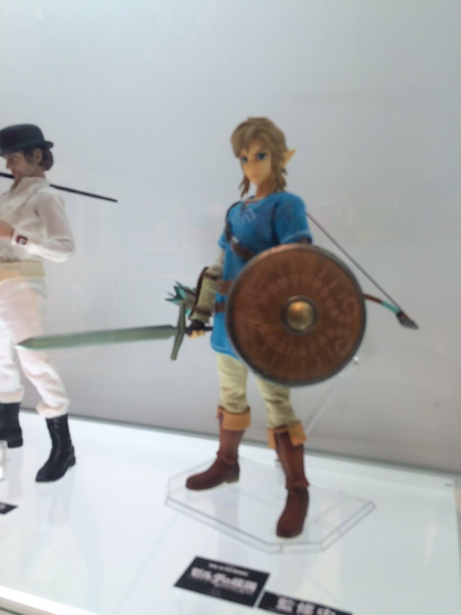 First 4 Figures Reveals New The Legend of Zelda: BOTW Link Statue