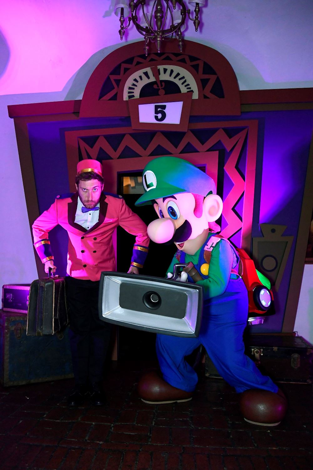 Photos of the Luigi's Mansion 3 haunted mansion event