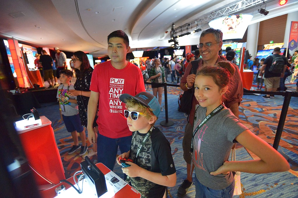 Photos from the Nintendo Gaming Lounge at San Diego ComicCon