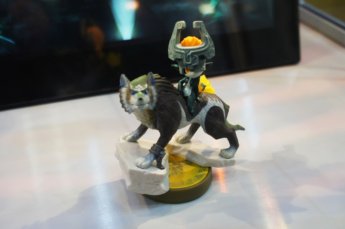 first 4 figures wolf link